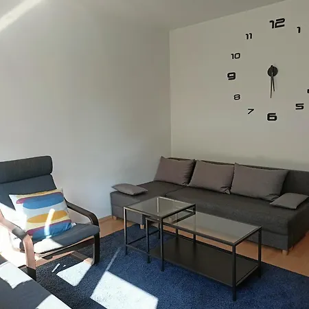Kawalerka Blisko Plazy W Brzeznie Apartment